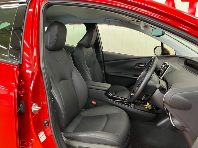 プリウスＡツーリングセレクション　オートクルーズ　パーキングサポートブラインドスポットモニター　Ｂカメラ　パノラマモニター対応　オートクルーズ　Ｐスタート　オートハイビーム　パーキングサポート　ヘッドアップディスプレイ　パワーシート　電動格納ミラー　パワーウィンドウ（神奈川県）の中古車