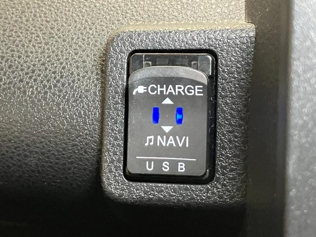 タントカスタムＸ　ナビ　ドラレコ　Ｂカメラ　シートヒーターサポカーＳワイド適合　ナビ　ドラレコ　ミラクルオープンドア　Ｂカメラ　ステアリングスイッチ　ＵＳＢ接続端子　シートヒーター　Ｐスタート　両側オートスライドドア　ミラクルウォークスルー　キーフリー（神奈川県）の中古車