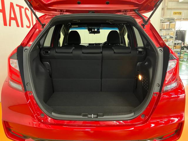 フィットハイブリッドＳ　ホンダセンシング　ナビ　ドラレコ　Ｂカメラ　ＥＴＣ衝突被害軽減ブレーキ　ナビ　ドラレコ　Ｂカメラ　ＥＴＣ　Ｐスタート　ＵＳＢ接続端子　ステアリングスイッチ　クルーズコントロール　パドルシフト　電動格納ミラー　パワーウィンドウ　キーフリー（神奈川県）の中古車