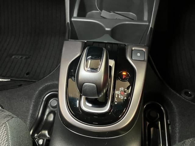 フィットハイブリッドＳ　ホンダセンシング　ナビ　ドラレコ　Ｂカメラ　ＥＴＣ衝突被害軽減ブレーキ　ナビ　ドラレコ　Ｂカメラ　ＥＴＣ　Ｐスタート　ＵＳＢ接続端子　ステアリングスイッチ　クルーズコントロール　パドルシフト　電動格納ミラー　パワーウィンドウ　キーフリー（神奈川県）の中古車