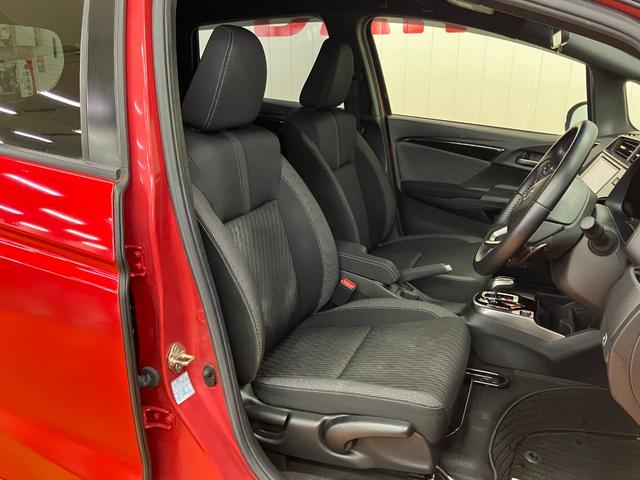 フィットハイブリッドＳ　ホンダセンシング　ナビ　ドラレコ　Ｂカメラ　ＥＴＣ衝突被害軽減ブレーキ　ナビ　ドラレコ　Ｂカメラ　ＥＴＣ　Ｐスタート　ＵＳＢ接続端子　ステアリングスイッチ　クルーズコントロール　パドルシフト　電動格納ミラー　パワーウィンドウ　キーフリー（神奈川県）の中古車