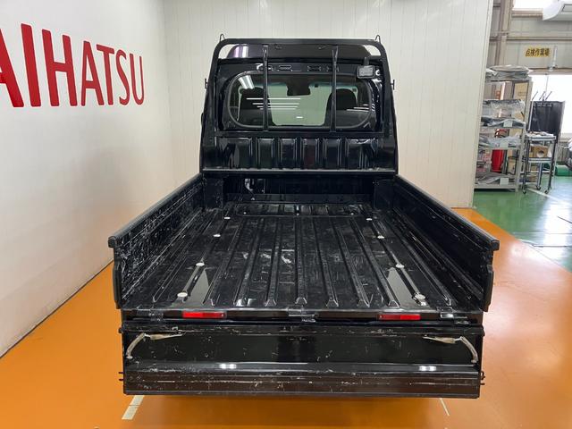 ハイゼットトラックジャンボエクストラ　４ＷＤ　カーナビ　ＥＴＣサポカーＳワイド適合　三方開　ＣＶＴ　エアコン　Ｐスタート　アクセサリーソケット　アイドリングストップ　コーナーセンサー　荷台作業灯　電動格納ミラー　キーフリー（神奈川県）の中古車