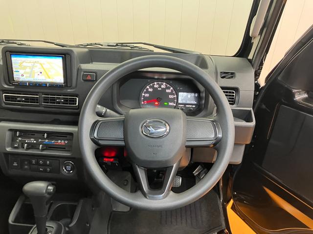 ハイゼットトラックジャンボエクストラ　４ＷＤ　カーナビ　ＥＴＣサポカーＳワイド適合　三方開　ＣＶＴ　エアコン　Ｐスタート　アクセサリーソケット　アイドリングストップ　コーナーセンサー　荷台作業灯　電動格納ミラー　キーフリー（神奈川県）の中古車