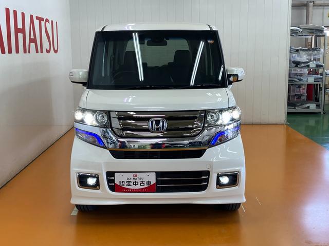 Ｎ−ＢＯＸカスタムＧ・ターボＬパッケージ　ナビ　Ｂカメラ　ドラレコ　キーフリー衝突軽減ブレーキシステム　ドラレコ　ナビ　Ｂカメラ　ステアリングスイッチ　クルーズコントロール　Ｐスタート　ＥＴＣ　パドルシフト　両側オートスライドドア　電動格納ミラー　パワーウィンドウ　キーフリー（神奈川県）の中古車