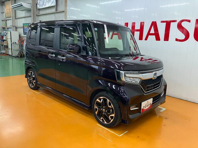 Ｎ−ＢＯＸカスタムＧ・ＥＸターボホンダセンシング　ナビ　Ｂカメラ　Ｐスタート衝突軽減ブレーキシステム　Ｂカメラ　ナビ　ステアリングスイッチ　オートクルーズコントロール　Ｐスタート　両側オートスライドドア　ＥＴＣ　誤発進抑制装置　レーンアシスト　電動格納ミラー　キーフリー（神奈川県）の中古車