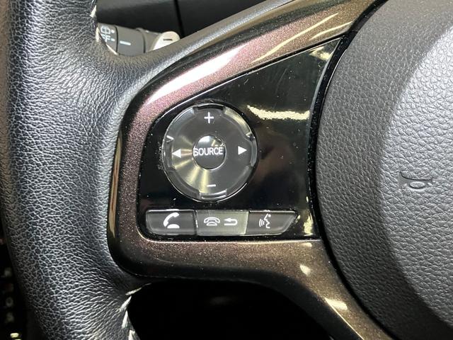 Ｎ−ＢＯＸカスタムＧ・ＥＸターボホンダセンシング　ナビ　Ｂカメラ　Ｐスタート衝突軽減ブレーキシステム　Ｂカメラ　ナビ　ステアリングスイッチ　オートクルーズコントロール　Ｐスタート　両側オートスライドドア　ＥＴＣ　誤発進抑制装置　レーンアシスト　電動格納ミラー　キーフリー（神奈川県）の中古車