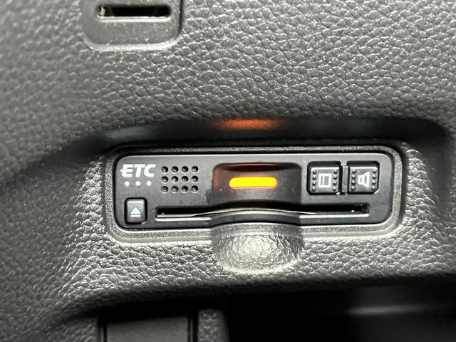 Ｎ−ＢＯＸカスタムＧ・ＥＸターボホンダセンシング　ナビ　Ｂカメラ　Ｐスタート衝突軽減ブレーキシステム　Ｂカメラ　ナビ　ステアリングスイッチ　オートクルーズコントロール　Ｐスタート　両側オートスライドドア　ＥＴＣ　誤発進抑制装置　レーンアシスト　電動格納ミラー　キーフリー（神奈川県）の中古車