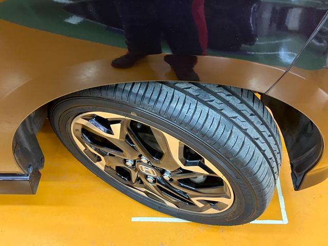 Ｎ−ＢＯＸカスタムＧ・ＥＸターボホンダセンシング　ナビ　Ｂカメラ　Ｐスタート衝突軽減ブレーキシステム　Ｂカメラ　ナビ　ステアリングスイッチ　オートクルーズコントロール　Ｐスタート　両側オートスライドドア　ＥＴＣ　誤発進抑制装置　レーンアシスト　電動格納ミラー　キーフリー（神奈川県）の中古車