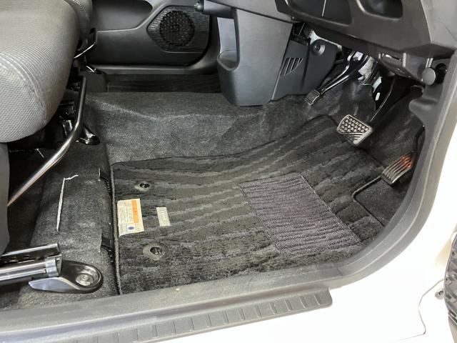 ムーヴカスタム Xリミテッド SAIIIサポカーSワイド適合ドラレコ パノラマモニター対応 ステアリングスイッチ オートエアコン Pスタート 運転席シートヒーター アイドリングストップ 誤発進抑制機能 オートハイビーム キーフリー(神奈川県)の中古車