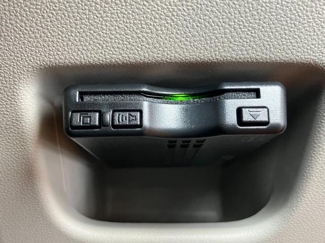 ムーヴＸリミテッドII　ＳＡIIIサポカーＳワイド適合　ドラレコ　ステアリングスイッチ　ＵＳＢ接続端子　ＥＴＣ　Ｐスタート　運転席シートヒーター　アイドリングストップ　誤発進抑制機能　オートハイビーム　電動格納ミラー　キーフリー（神奈川県）の中古車
