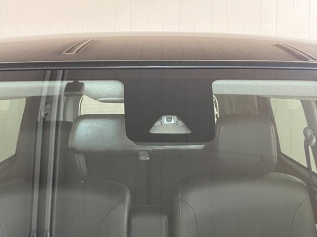 キャストスポーツＳＡIIスマアシ　Ｂカメラ　ステアリングスイッチ　ｍｏｍｏ製革巻きステアリングホイール　パドルシフト　運転席シートヒーター　Ｐスタート　エコアイドル　横滑り防止機能　誤発進抑制機能　ＥＴＣ　キーフリー（神奈川県）の中古車