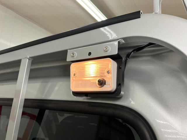 キャリイトラックKX 4WD カーナビ ドラレコ ETC4WD 三方開 衝突被害軽減ブレーキシステム ドラレコ ゴムマット エアコン アイドリングストップ レーンアシスト 横滑り防止機能 誤発進抑制機能 ETC パワーウインドウ キーレス(神奈川県)の中古車