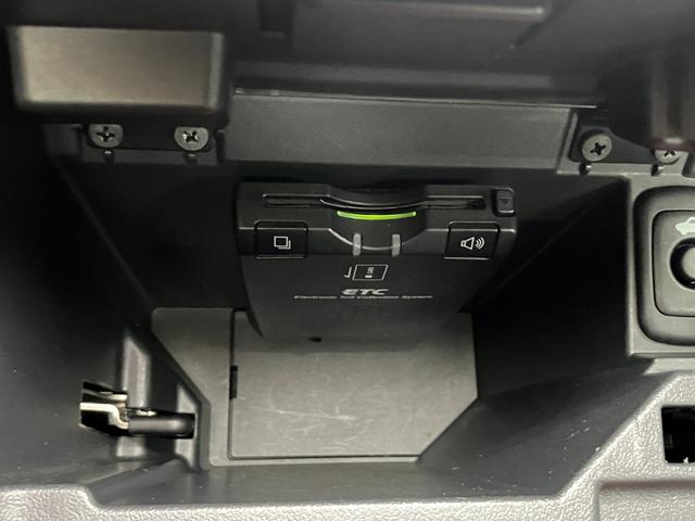 コペンローブオープンカー　二人乗　ドラレコ　アクティブトップ　Ｂカメラ　シートヒーター　カーナビ　ＥＴＣ　Ｐスタート　ステアリングスイッチ　オートエアコン　スポーツシート　キーフリー（神奈川県）の中古車