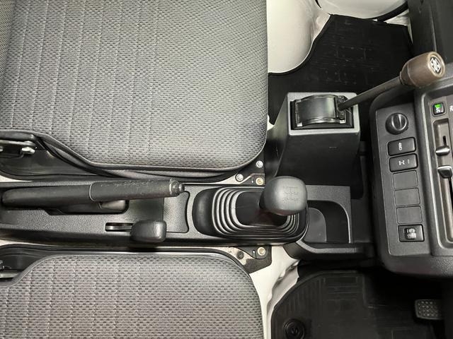 ハイゼットトラック多目的ダンプ　５ＭＴ　ドラレコ　４ＷＤ　センターデフロックドラレコ　荷台作業灯　ラジオチューナー　エアコン　アクセサリーソケット　４ＷＤ切り替えスイッチ　センターデフロック　光軸調整ダイヤル　５ＭＴ　ＥＴＣ　アルミホイール（神奈川県）の中古車
