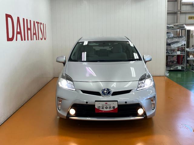 プリウスＳ衝突被害軽減ブレーキシステム　ドラレコ　Ｂカメラ　ステアリングスイッチ　オートエアコン　Ｐスタート　電動格納ミラー　パワーウインドウ　ＥＴＣ　キーフリー（神奈川県）の中古車