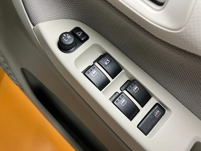 ムーヴＬ　ＳＡIII　Ｂカメラ　ナビ　ＥＴＣ　キーレスサポカーＳワイド適合　Ｂカメラ　ナビ　ステアリングスイッチ　誤発進抑制装置　横滑り防止機能　オートハイビーム　アイドリングストップ　光軸調整ダイヤル　ＥＴＣ　コーナーセンサー　電動格納ミラー　キーレス（神奈川県）の中古車