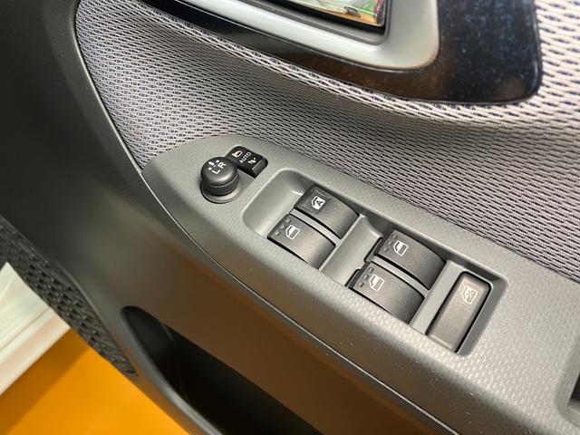 ムーヴカスタム　Ｘ　ハイパーＳＡII　ナビ　ＥＴＣ　キーフリー衝突軽減ブレーキシステム　ナビ　オートエアコン　ステアリングスイッチ　Ｐスタート　誤発進抑制装置　横滑り防止機能　アイドリングストップ　ＥＴＣ　電動格納ミラー　パワーウィンドウ　キーフリー（神奈川県）の中古車