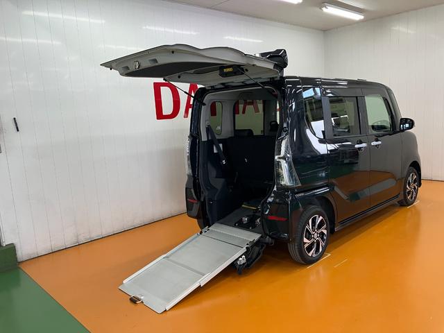 タントスローパーカスタムRS福祉車両 車椅子乗車 電動ウインチ サポカーSワイド適合 ミラクルオープンドア 両側オートスライドドア USB接続端子 ETC ステアリングスイッチ シートヒーター コーナーセンサー キーフリー(神奈川県)の中古車