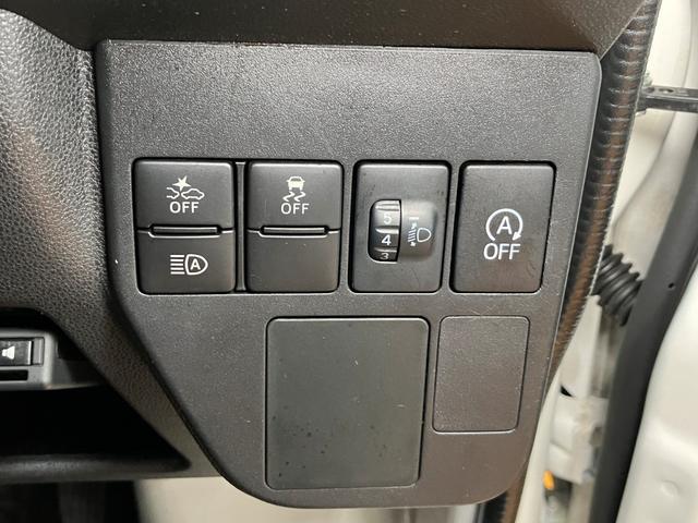 ハイゼットカーゴデラックスＳＡIII　ドラレコ　Ｂカメラ　ナビ　ＥＴＣサポカーＳワイド適合　ドラレコ　Ｂカメラ　オーバーヘッドシェルフ　ナビ　誤発進抑制装置　横滑り防止機能　オートハイビーム　光軸調整ダイヤル　アイドリングストップ　パワーウィンドウ　ＥＴＣ　キーレス（神奈川県）の中古車