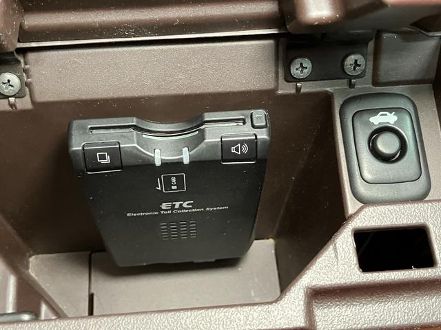 コペンセロオープンカー　二人乗　アクティブトップ　ドラレコ　シートヒーター　ステアリングスイッチ　Ｐスタート　アイドリングストップ　スポーツシート　ＥＴＣ　オートライト　キーフリー（神奈川県）の中古車