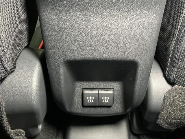 ロッキーX HEVサポカーSワイド適合 ハイブリッド車 パノラマモニター対応 電動パーキングブレーキ USB接続端子 ステアリングスイッチ シートヒーター S−ペダル コーナーセンサー ETC キーフリー(神奈川県)の中古車