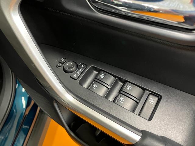 ロッキープレミアムＧ　ＨＥＶサポカーＳワイド適合　ドラレコ　ハイブリッド車　パノラマモニター対応　電動パーキングブレーキ　ＵＳＢ接続端子　ステアリングスイッチ　全車速追従機能付ＡＣＣ　シートヒーター　Ｓ−ペダル　コーナーセンサー（神奈川県）の中古車