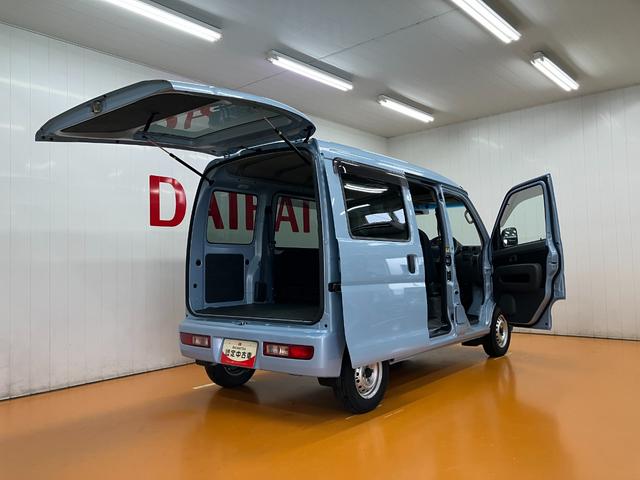 ハイゼットカーゴデラックスリミテッド4WD 両側スライドドア CDチューナー エアコン ETC パワーウインドウ 光軸調整ダイヤル デフォッガー パワーステアリング(神奈川県)の中古車