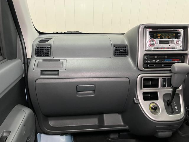 ハイゼットカーゴデラックスリミテッド4WD 両側スライドドア CDチューナー エアコン ETC パワーウインドウ 光軸調整ダイヤル デフォッガー パワーステアリング(神奈川県)の中古車