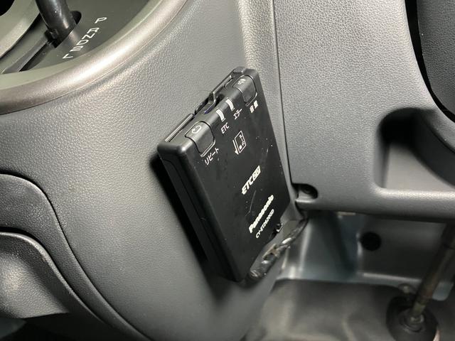 ハイゼットカーゴデラックスリミテッド4WD 両側スライドドア CDチューナー エアコン ETC パワーウインドウ 光軸調整ダイヤル デフォッガー パワーステアリング(神奈川県)の中古車
