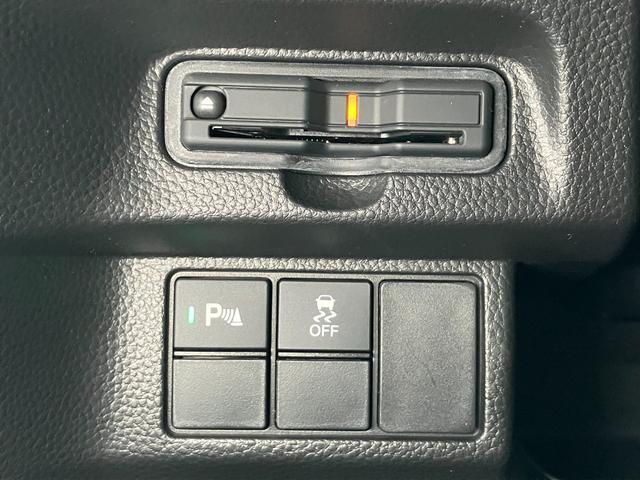 N−BOXカスタムLターボ衝突被害軽減ブレーキシステム ドラレコ Bカメラ 両側オートスライドドア ステアリングスイッチ クルーズコントロール パドルシフト 電動パーキングブレーキ USB接続端子 ETC コーナーセンサー(神奈川県)の中古車