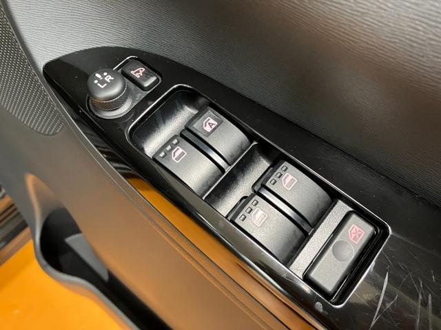 タントカスタムＲＳ　スマートセレクションＳＡカーナビ　ＥＴＣ　スマアシ　Ｂカメラ　ミラクルオープンドア　両側オートスライドドア　Ｐスタート　ステアリングスイッチ　エコアイドル　横滑り防止機能　誤発進抑制機能　キーフリー（神奈川県）の中古車