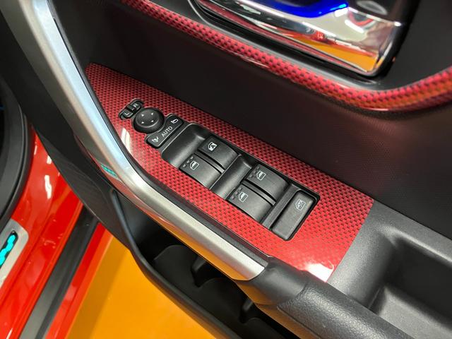 ロッキープレミアムG HEVモデリスタエアロ カーナビ 前後ドラレコ パノラマモニター対応 電動パーキングブレーキ USB接続端子 ステアリングスイッチ 全車速追従機能付ACC シートヒーター S−ペダル コーナーセンサー(神奈川県)の中古車
