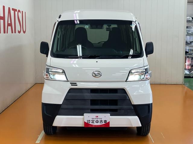 ハイゼットカーゴ 中古車 デラックスＳＡＩＩＩサポカーＳワイド適合　ドラレコ　Ｂカメラ　オーバーヘッドシェルフ　ナビ　エアコン　誤発進抑制装置　横滑り防止機能　オートハイビーム　光軸調整ダイヤル　アイドリングストップ　ＥＴＣ　キーレス