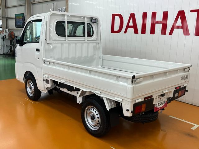 ハイゼットトラックスタンダード 農用スペシャル ひょう害車4WD 5段マニュアルシフト 三方開 ラジオ エアコン アイドリングストップ 横滑り防止機能 誤発進抑制機能 荷台作業灯 パワーステアリング(神奈川県)の中古車