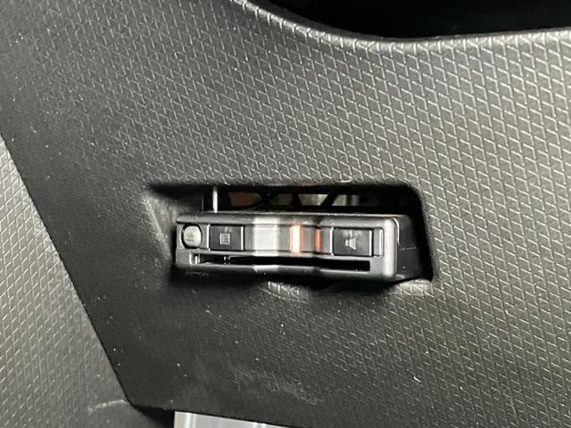 タントカスタムＲＳ　純正カーナビ　前後ドラレコ　ＥＴＣミラクルオープンドア　両側オートスライドドア　電動パーキングブレーキ　Ｕ−ＣＡＲ営業部　ステアリングスイッチ　オートエアコン　コーナーセンサー　キーフリー（神奈川県）の中古車