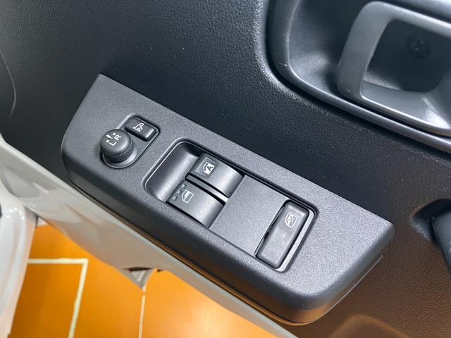 ハイゼットトラックスタンダード ドラレコ ETC ナビ USB キーフリーサポカーSワイド適合 ドラレコ 荷台作業ライト ナビ エアコン Pスタート USB入力端子 電動格納ミラー パワーウィンドウ 誤発進抑制装置 横滑り防止機能 コーナーセンサー ETC キーフリー(神奈川県)の中古車