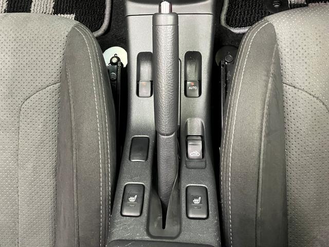 コペンＧＲ　スポーツ　Ｂカメラ　ナビ　パドルシフト　地デジステアリングスイッチ　Ｐスタート　パワーウィンドウ　アクティブトップ　シートヒーター　ＵＳＢ入力端子　ＥＴＣ　アイドリングストップ　横滑り防止機能　ＢＢＳ製アルミホイール　レカロシート　キーフリー（神奈川県）の中古車