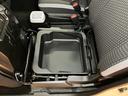 ハイブリッド車　衝突被害軽減ブレーキシステム　ドラレコ　全周囲カメラ　ステアリングスイッチ　ＵＳＢ接続端子　シートヒーター　Ｐスタート　コーナーセンサー　ＥＴＣ　キーフリー（神奈川県）の中古車
