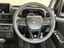 サポカーＳワイド適合　三方開　ＣＶＴ　エアコン　Ｐスタート　アクセサリーソケット　アイドリングストップ　コーナーセンサー　荷台作業灯　電動格納ミラー　キーフリー（神奈川県）の中古車