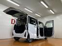 福祉車両　助手席手動ターンシート　パワークレーン　バンパー保護カバー　ミラクルオートステップ　ミラクルオープンドア　パノラマモニター対応　ディスプレイオーディオ　ＵＳＢ接続端子　シートヒーター（神奈川県）の中古車