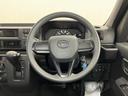 ４ＷＤ　サポカーＳワイド適合　ラジオ　エアコン　アクセサリーソケット　コーナーセンサー　アイドリングストップ　光軸調整ダイヤル　横滑り防止機能　誤発進抑制機能　パワーウインドウ　キーレス（神奈川県）の中古車