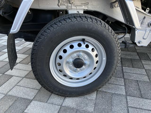 ハイゼットトラックスタンダード 農用スペシャルAMFMラジオ/LED大型荷台作業灯/スペアタイヤ/リヤ4枚リーフスプリング/スーパーデフロック(千葉県)の中古車