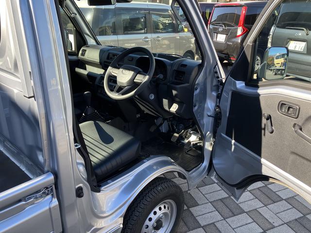 ハイゼットトラックスタンダード 農用スペシャルAMFMラジオ/LED大型荷台作業灯/スペアタイヤ/リヤ4枚リーフスプリング/スーパーデフロック(千葉県)の中古車