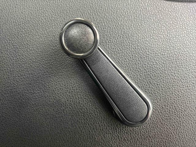 ハイゼットトラックスタンダードアイドリングストップ　マニュアルエアコン　ＡＭ／ＦＭラジオ　コーナーセンサー（奈良県）の中古車