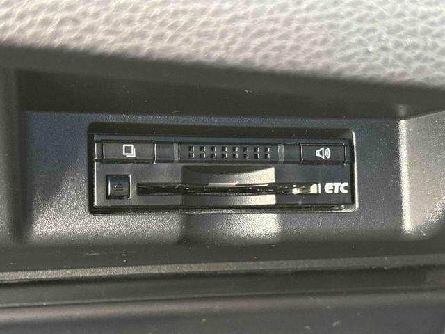 ハリアーエレガンススマートエントリー　純正ナビ＆ＴＶ　バックカメラ　ＥＴＣ装備　運転席パワーシート　アルミホイール　キーレス　ＡＢＳ　エアバッグ　Ｗエアコン（奈良県）の中古車