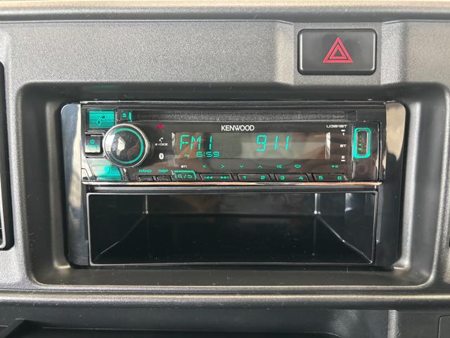 ハイゼットカーゴＤＸ　ＳＡIIIＣＤ／ラジオチューナー　運転席・助手席パワーウィンドウ　マニュアルエアコン　オートハイビーム　アイドリングストップ機能（奈良県）の中古車