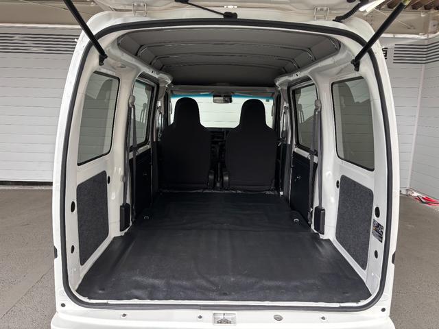 ハイゼットカーゴＤＸ　ＳＡIIIＣＤ／ラジオチューナー　運転席・助手席パワーウィンドウ　マニュアルエアコン　オートハイビーム　アイドリングストップ機能（奈良県）の中古車