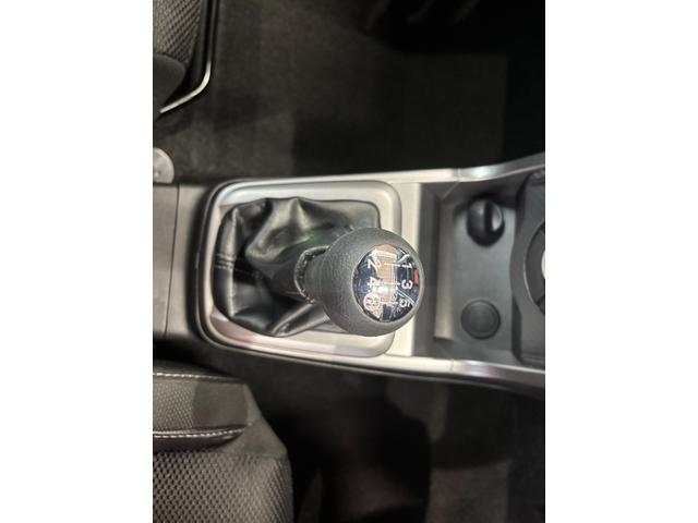 コペンローブＭＴ車　純正ナビゲーション　バックカメラ　ＥＴＣ車載器　パワーウィンドウ　シートヒーター　プッシュスタートスイッチ　オートエアコン　アルミホイール　キーフリーシステム（奈良県）の中古車