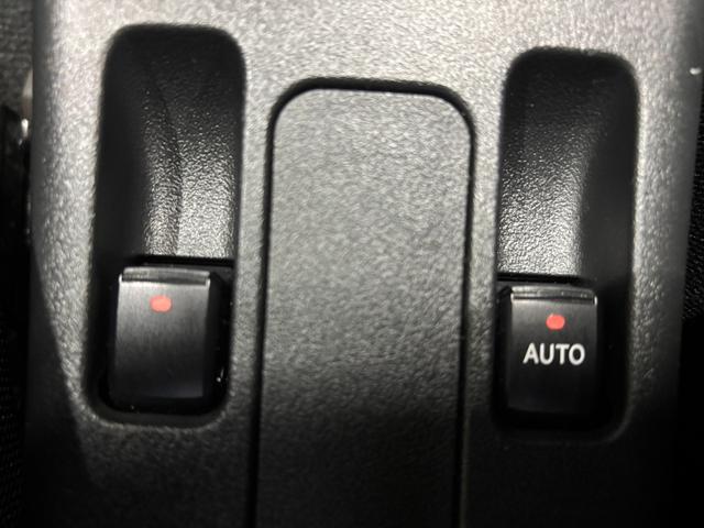 コペンローブＭＴ車　純正ナビゲーション　バックカメラ　ＥＴＣ車載器　パワーウィンドウ　シートヒーター　プッシュスタートスイッチ　オートエアコン　アルミホイール　キーフリーシステム（奈良県）の中古車