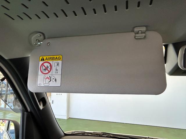 ハイゼットカーゴＤＸラジオチューナー　ＥＴＣ車載器　マニュアルエアコン　運転席・助手席パワーウィンドウ　アイドリングストップ機能　コーナーセンサー　衝突被害軽減ブレーキ　キーレスエントリーシステム（奈良県）の中古車